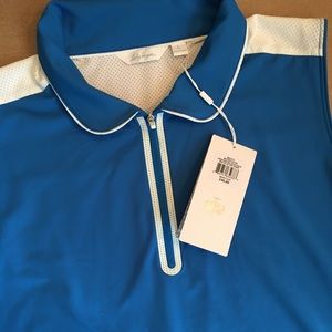 Sleeveless golf shirt